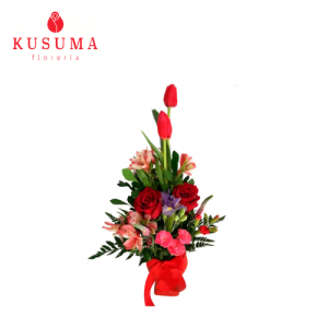 R85- Flower  Tulipanes